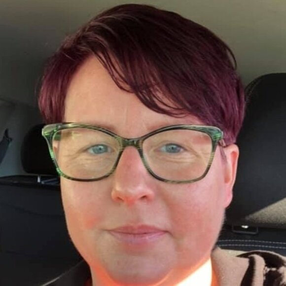 Meet your Posher, Jessica - Picture 1 of 1